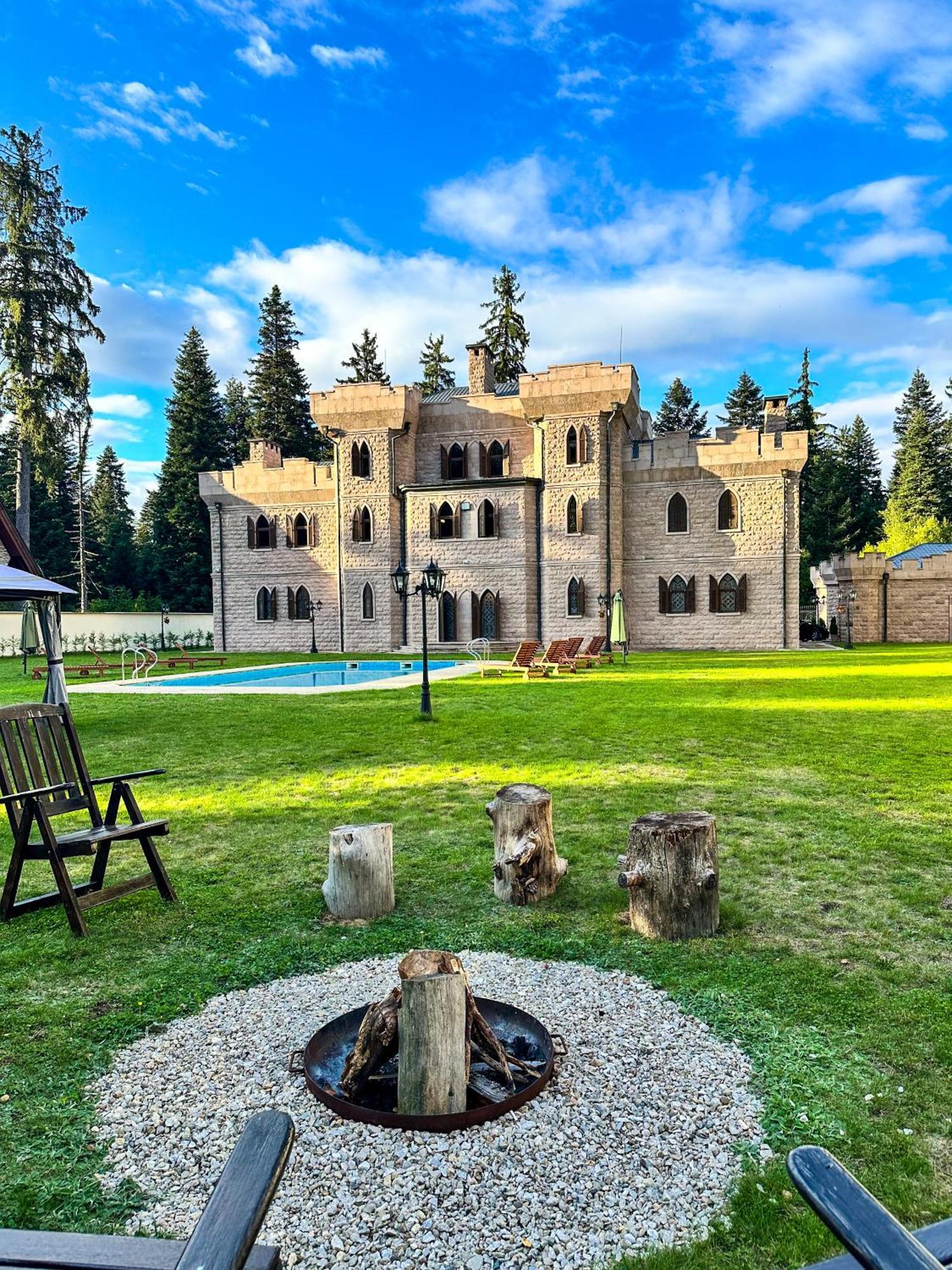 The Castle - Your Unique Way Of Retreat Borovec Exteriér fotografie